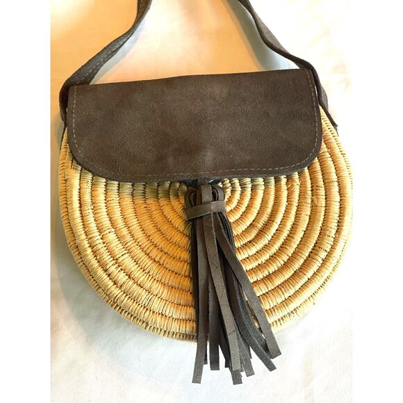 Handmade Raffia Rattan & Leather Moroccan Tassel Crossbody Banjo Shoulder Bag - Picture 5 of 12